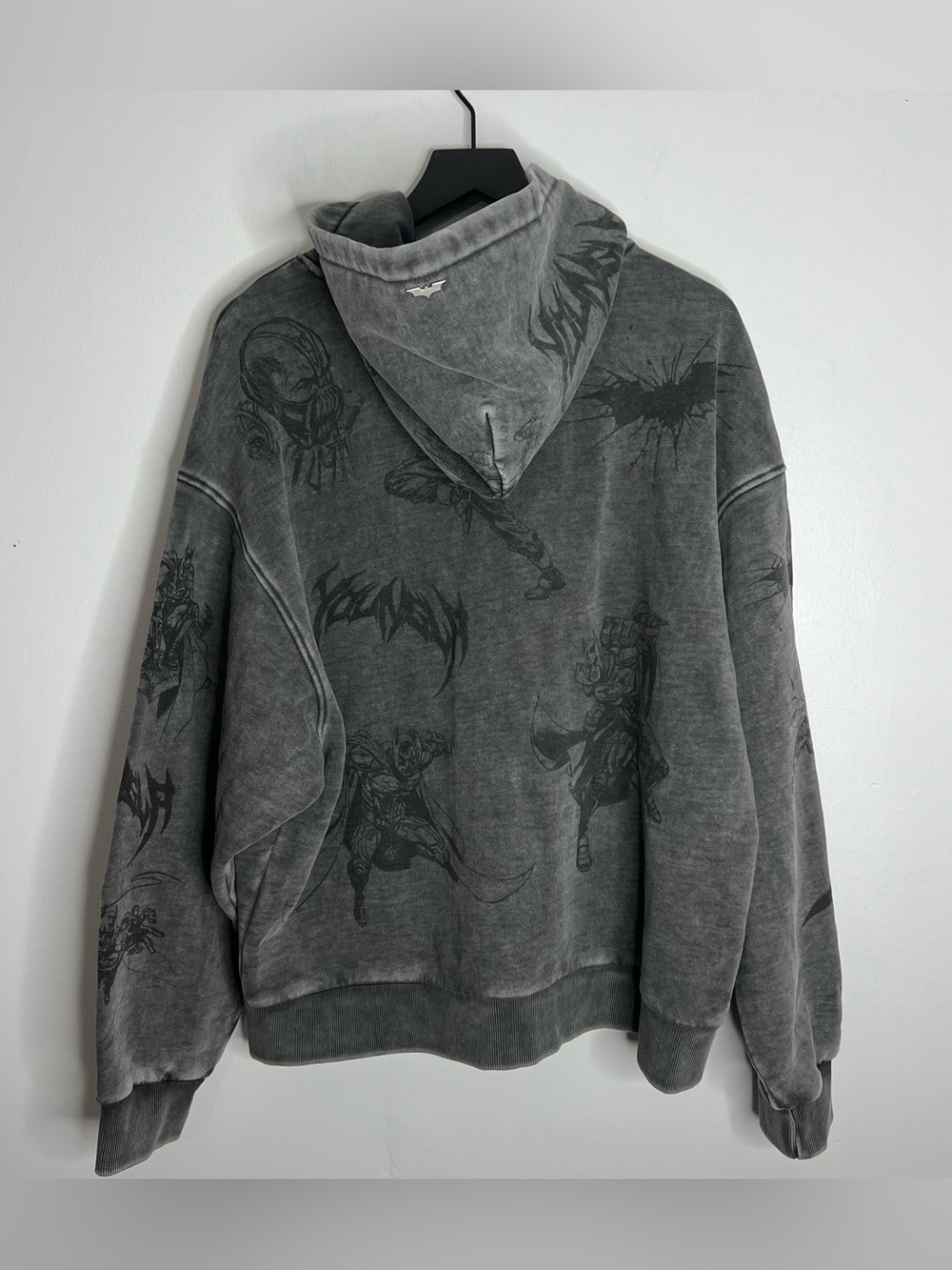 YoungLA x Batman Story Board Oversized Zip Up Hoodie 5211 Mens Large Grey NWT - Picture 2 of 8